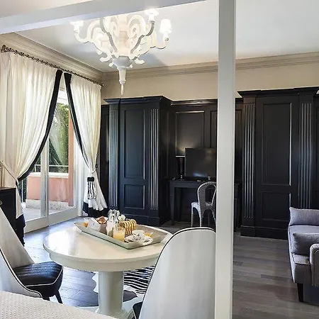 Pepoli9 Design In 3*