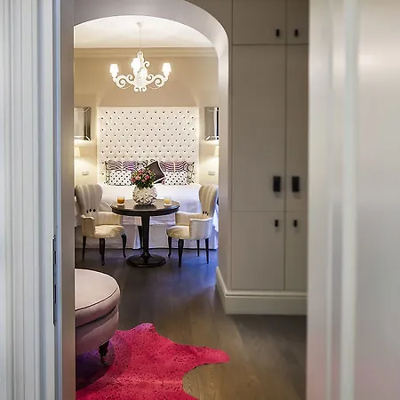 Hotel Pepoli9 Charming Rome