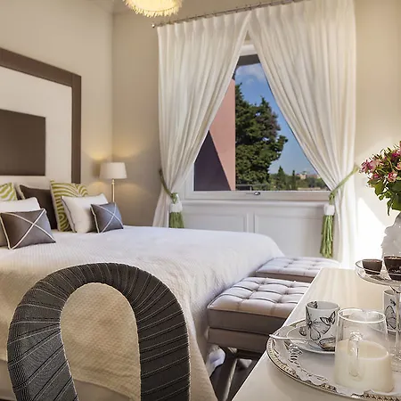 Pepoli9 Charming Hotel Rome